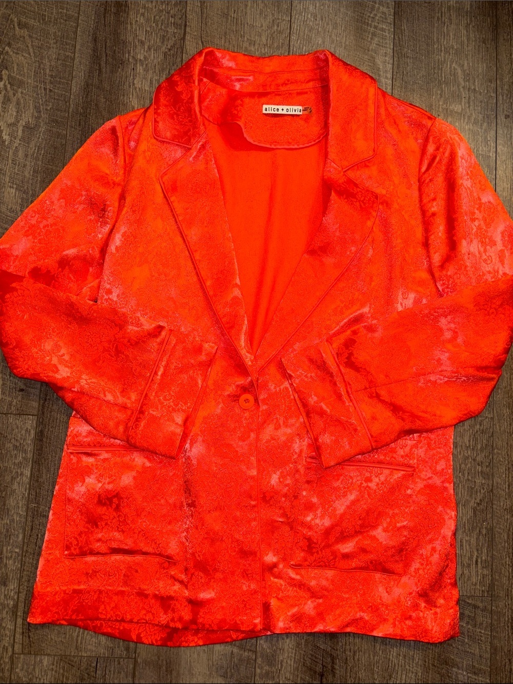 Alice + Olivia Shonda Pajama Blazer - Picture 5 of 7